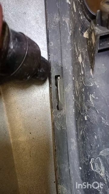 Как разобрать бампер, как снять пластиковые защёлки