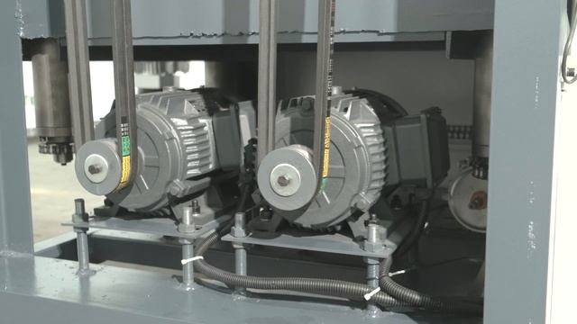 Щеточно-шлифовального станка WoodTec Duble Brush 630 смотреть онлайн