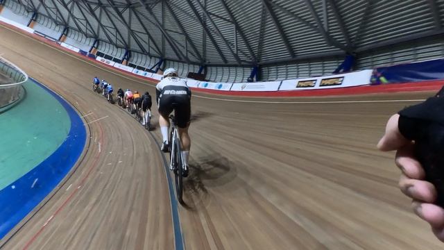 [1080p60] Велотрек Локосфинкс [Бокс №6] - Разминка 04.02.26 смотреть онлайн