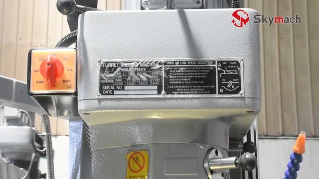 Универсальный фрезерный станок X7130 смотреть онлайн