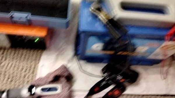 Помог братану с АКБ GIVER 65 а.ч