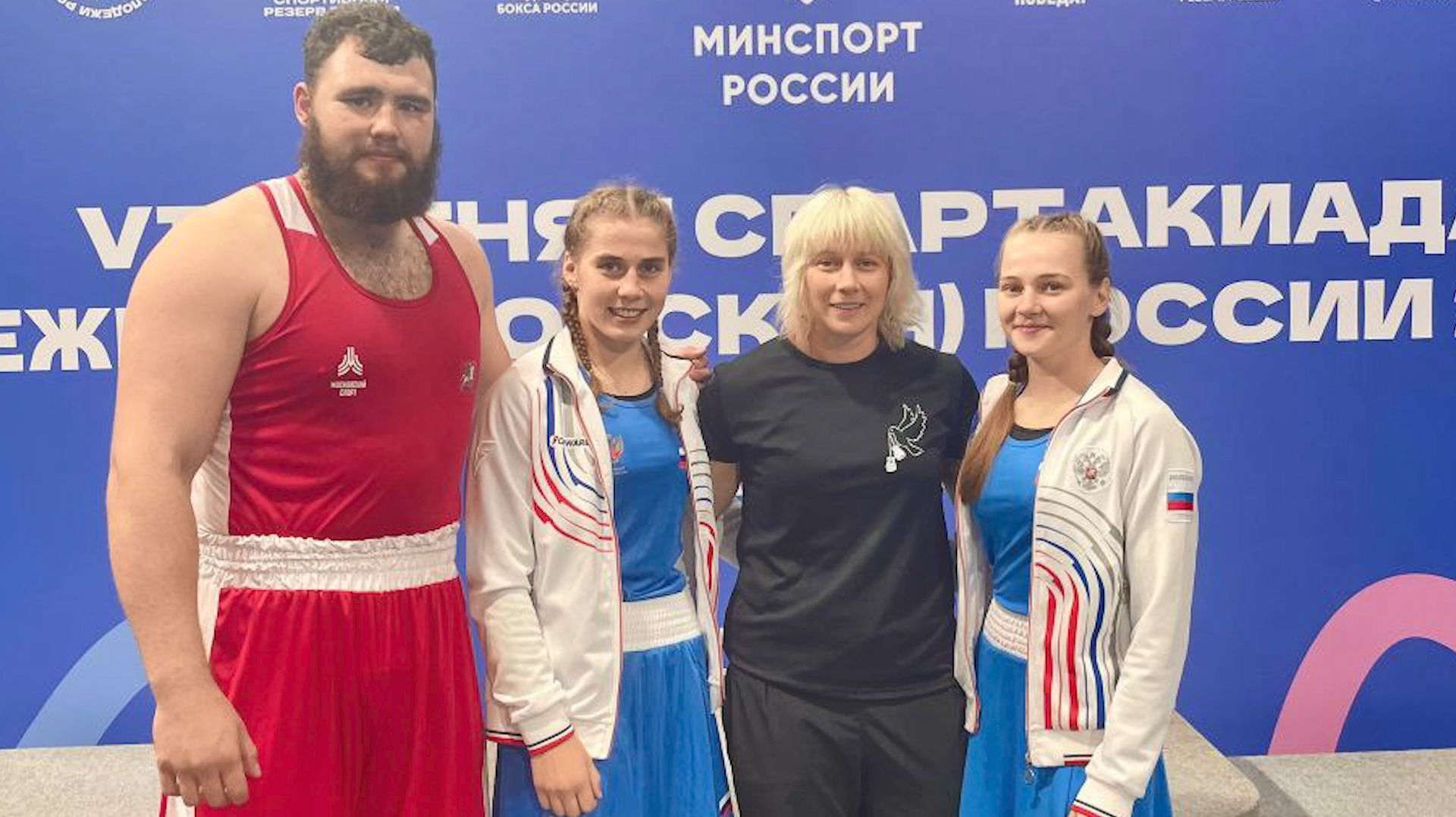 Сергей Манжуев: как анапчанин покоряет профессиональный бокс? смотреть онлайн