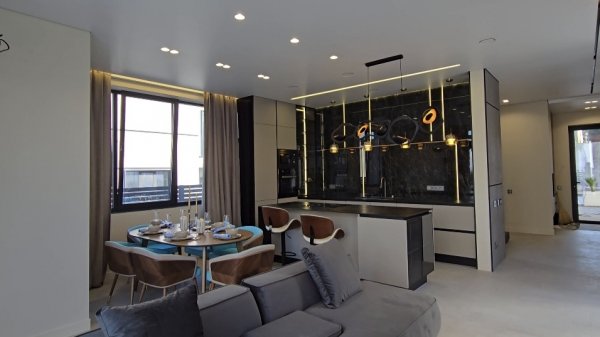 А что ,если это тот самый дом?