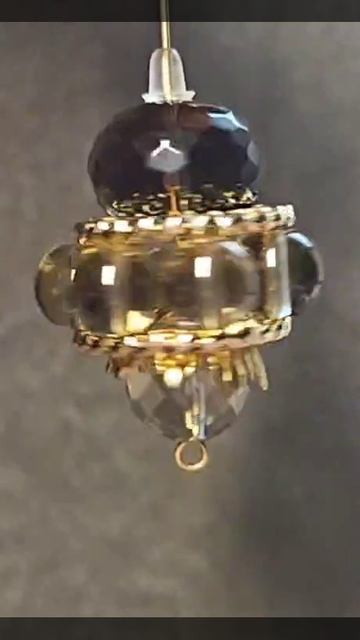 Подвеска к очередному украшению... смотреть онлайн