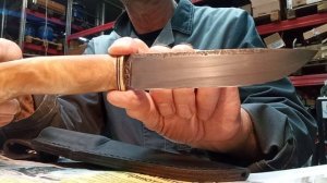 Пара готовых ножей