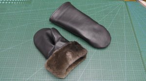 Шубенки , варежки , рукавицы с натуральным  мехом бобра .