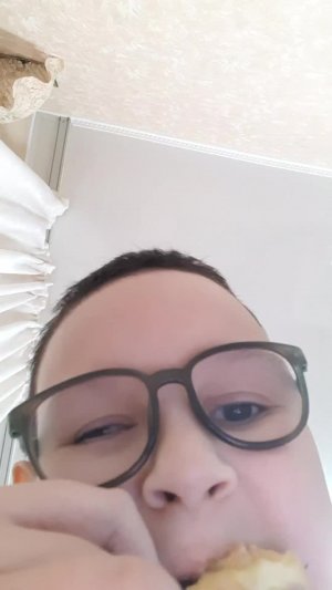 всем привет я хочу чтобы зашли на эту трансляцию 1000000 человека