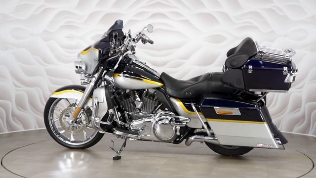Harley-Davidson CVO vin 5HD1PR8E6CB953591 смотреть онлайн