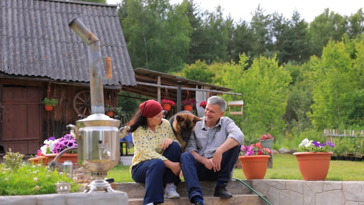 Сельские будни семьи. Готовим на уличной печи Новые растения для сада. ЖИЗНЬ В ДЕРЕВНЕ смотреть онлайн