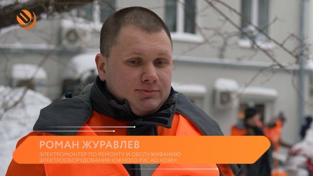 Как спасали знаменитый двор в Замоскворечье? Оэковцы ликвидировали сугробы вокруг ахматовского дома смотреть онлайн