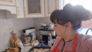 Приехала комиссия. Муж попался. Посадила бегонии. Что чувствует и чего боится собака?