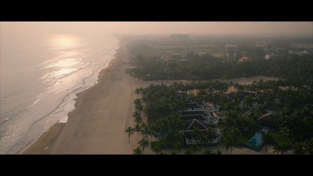 VIETNAM Cinematic Travel Film (With Surprise Proposal!!) смотреть онлайн