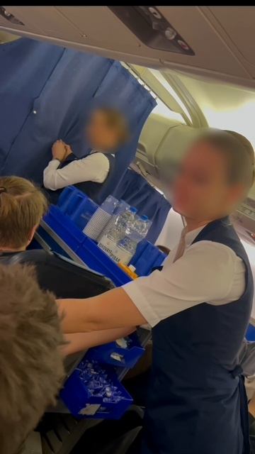 Минск — Питер: Трясло так, что спасла только зефирка. смотреть онлайн