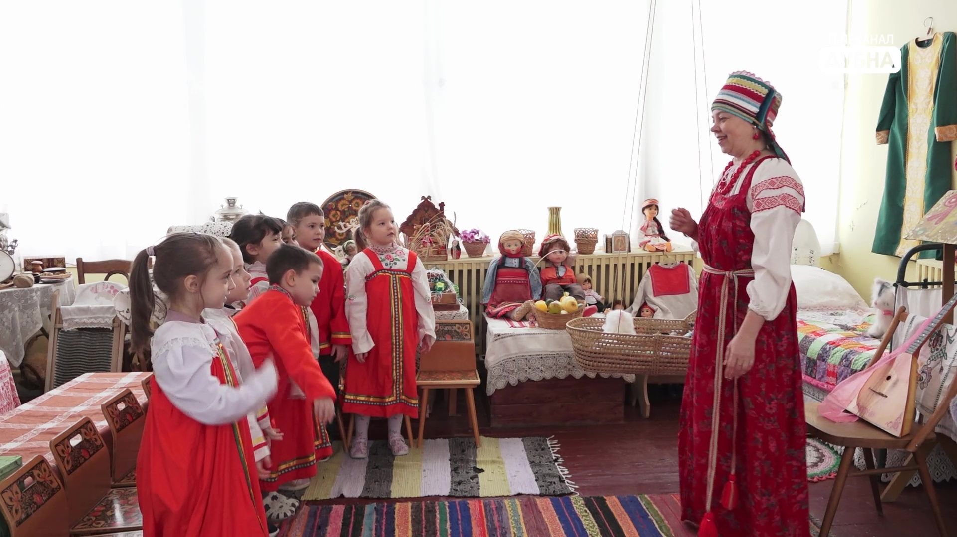 С шутками и прибаутками смотреть онлайн