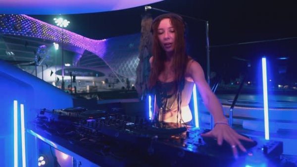 OLLY KLARS - Formula 1 , Abu Dhabi  ( MORTEN )  Melodic Techno & Progressive House Mix