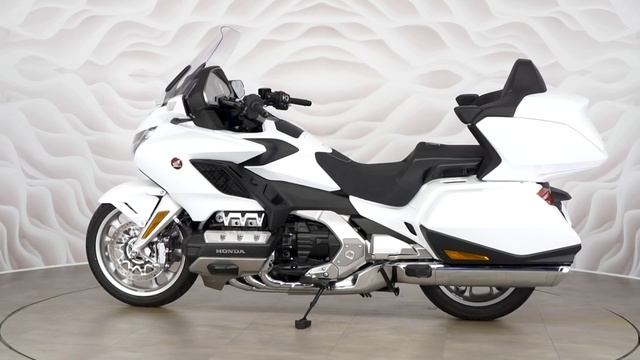 HONDA GL 1800 Gold Wing vin SC79-1500683 смотреть онлайн