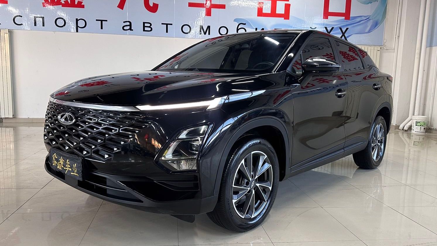 Omoda 5 2022 1.5T CVT "Explorer" Edition. Китайский осмотр смотреть онлайн