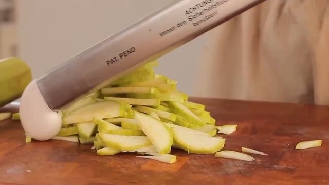 У вас есть куриная грудка Вы можете готовить новое блюдо каждый день. Это просто смотреть онлайн