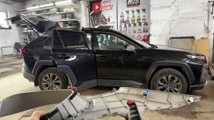 Антискрип пластика багажника на примере Toyota RAV4 2026.