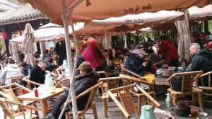 Длинная пересадка в Китае, в городе Чэнду, посетили People's Park.