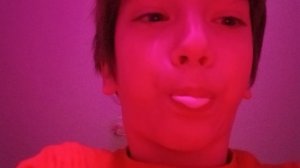 на учиться надувать пузыри из жвачки