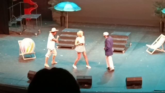 в джазе только девушки 7 смотреть онлайн