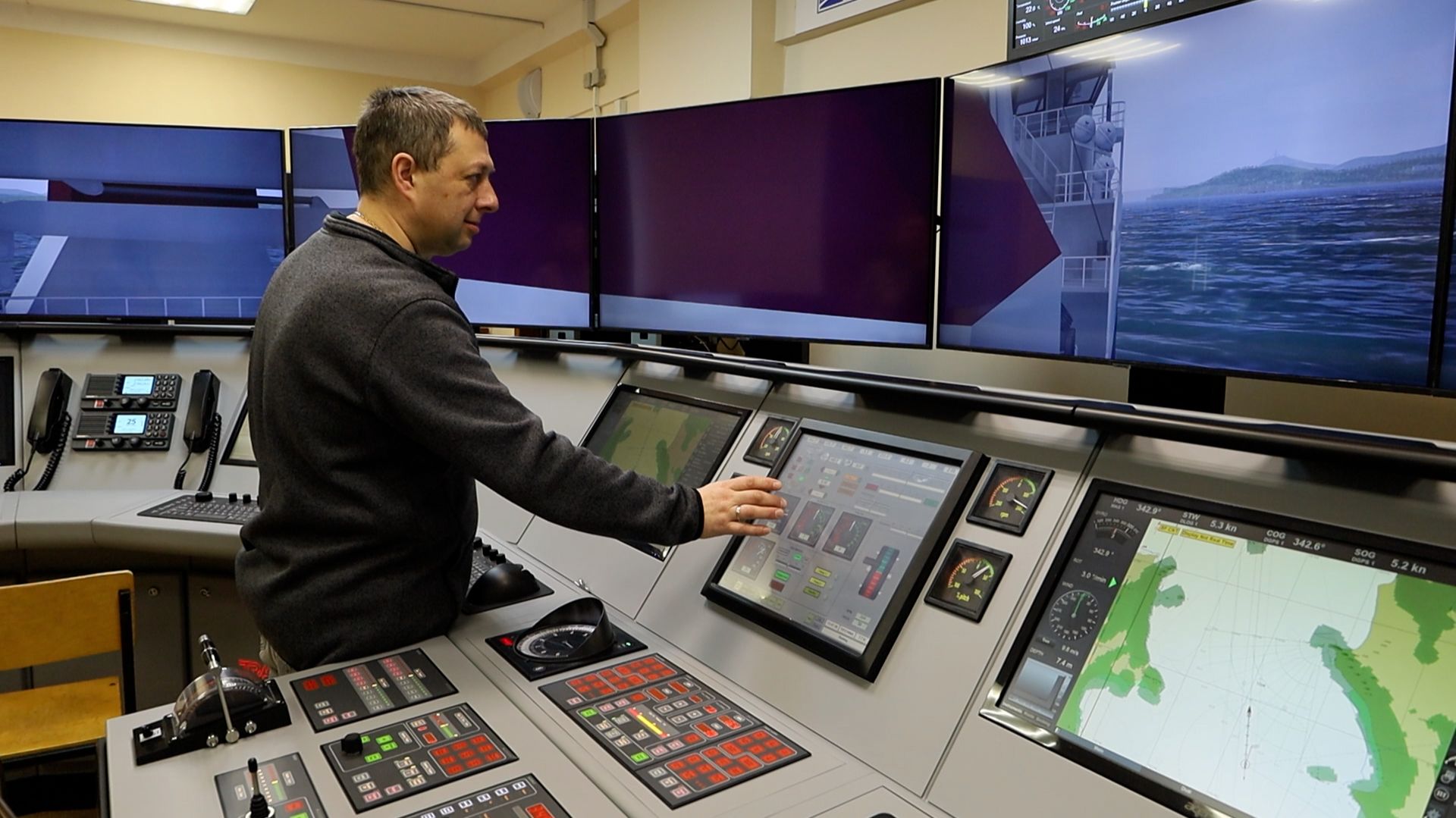 НАУКА ДЛЯ ВЕДУЩЕЙ ОТРАСЛИ смотреть онлайн