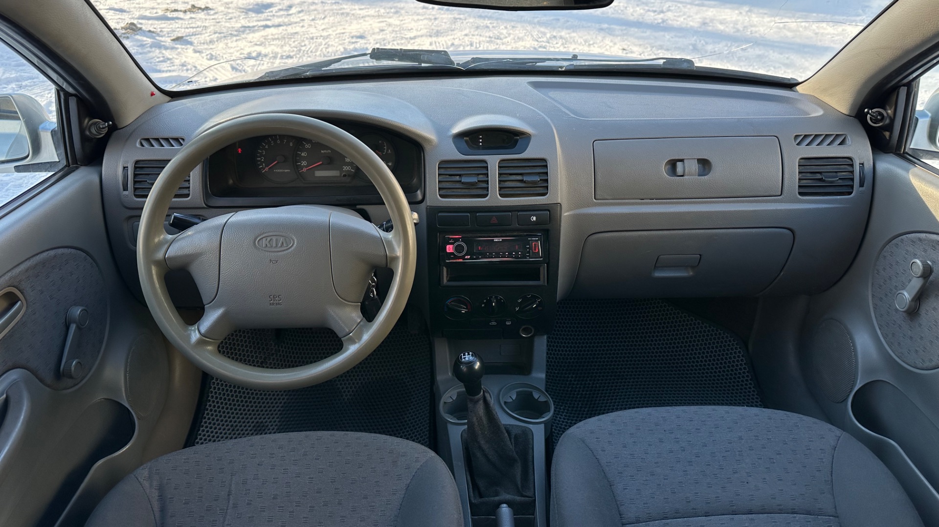 KIA RIO смотреть онлайн
