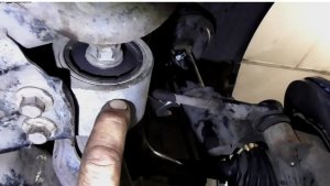 Замена сайлентблоков переднего рычага Chevrolet Captiva