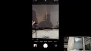 Кусок льда аккуратно опускают в калориметр с тёплой водой и отмечают уровень воды. Затем - №24195