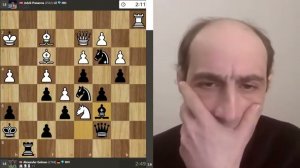 Пошел обмен ударами как  в боксе