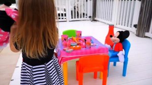 Настя и новые игрушки от Микки и Минни маус Видео для д