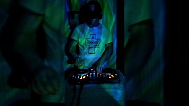 Запись микса для DJ Парада 2026