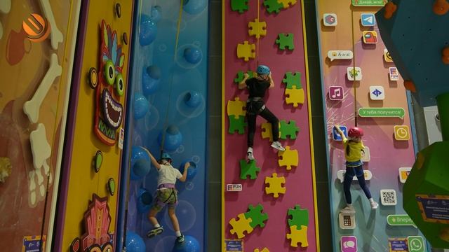 ОЭК на высоте — буквально! Работники ОЭК вместе с детьми провели выходной на скалодроме смотреть онлайн