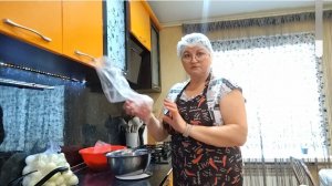 ЖИЗНЬ В СЕЛЕ/ЗАВТРАК/ДЁРГАТЬСЯ НЕ ЛЮБЛЮ/СПАСИБО СОСЕДКЕ