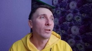 Телевизор Hi когда появляется заставка зависает причина?