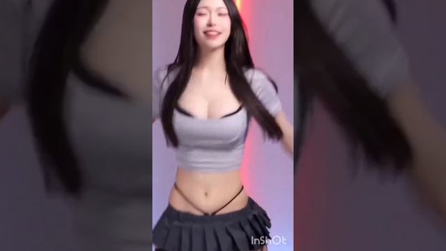 Смол Мери (Мериол Чан) — королева косплея, покорившая Instagram и TikTok! | смотреть онлайн