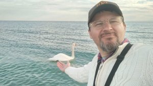 КАК я встретил лебедя на море на рыбалке! истории из жизни!