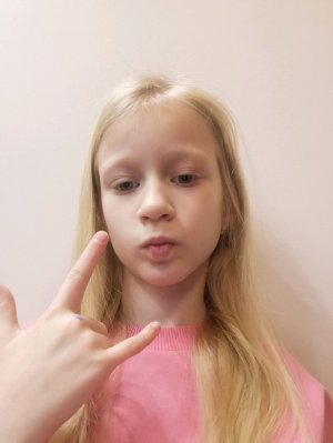 убираемся и общаемся + слушаем музыку 🎧