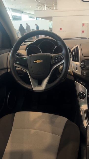 Chevrolet Cruze '2013 смотреть онлайн