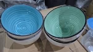 Как всегда магазин низких цен забит под завязку.Крутые новинки поступили в продажу.Маяк