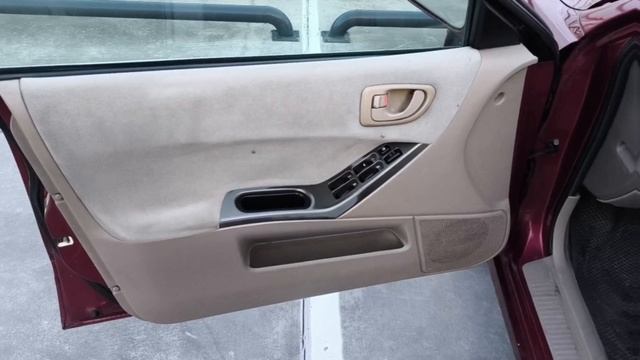 Mitsubishi Galant ES 2002 2.4 AT смотреть онлайн