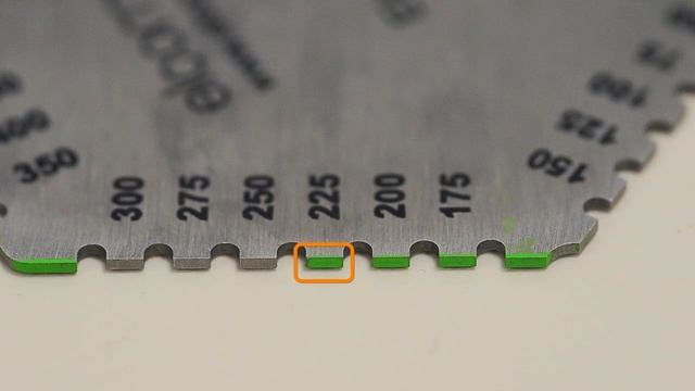 Как измерить толщину влажной пленки с помощью гребенки для влажной пленки Elcometer смотреть онлайн