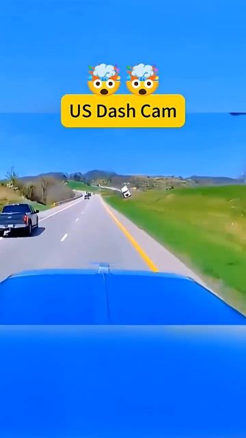 car crashes caught in dash cam #dashcam #automobile #collisioncam #accident #cra смотреть онлайн