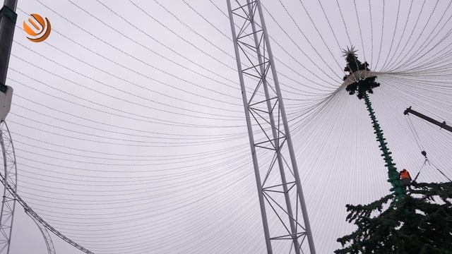 Монтаж новогодней красавицы на Ходынском поле смотреть онлайн