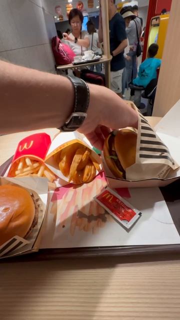 🥡 Рассспакоука🫡 Макдоновец 🍟 Гонконг 🈴 смотреть онлайн