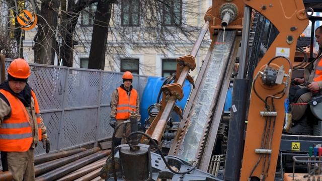 С заботой о внешнем облике города АО «ОЭК» использует метод горизонтально-направленного бурения! смотреть онлайн