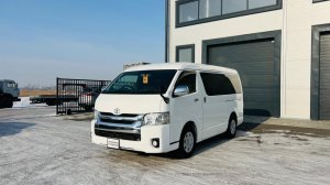 Toyota Hiace, 2015 год