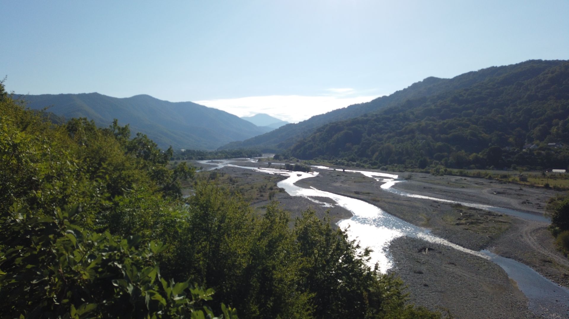 Головинка. Сад Хурмы у реки Шахе. Горные пейзажи. смотреть онлайн