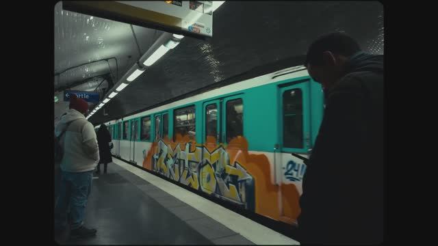 Обзор DJI Pocket 3 и кинематографическое видео Парижа (2025) смотреть онлайн